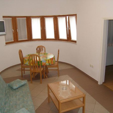 Lorena Apartments In 普拉 外观 照片