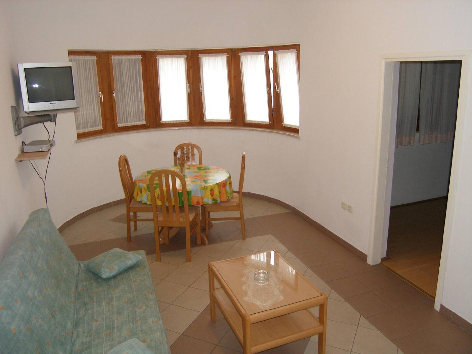 Lorena Apartments In 普拉 外观 照片